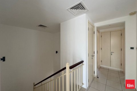 Townhouse de 3 dormitorios  No. 115331 2