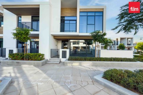 4 bedrooms Townhouse in Dubai, UAE No. 131972 6