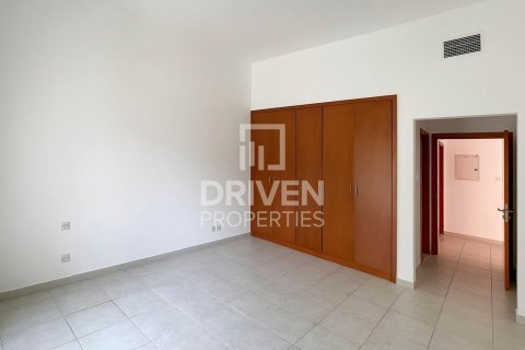 Apartment de 1 dormitorio en Dubai Investment Park, UAE No. 189716 5