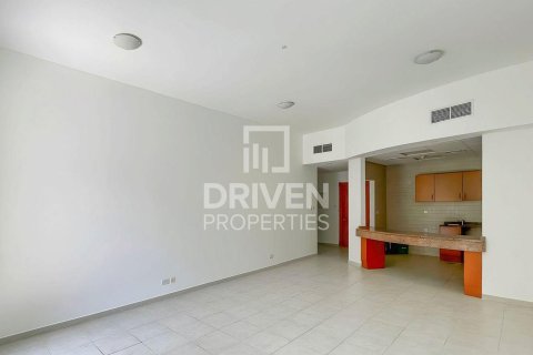 Apartment de 1 dormitorio en Dubai Investment Park, UAE No. 189716 3