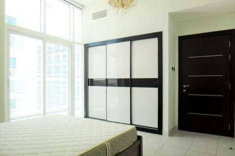 Apartment de 3 dormitorios en Glitz, UAE No. 202308 5