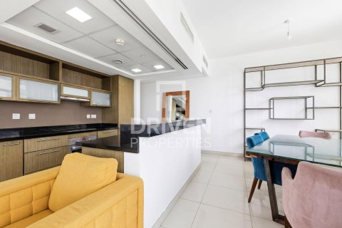 1 bedroom Apartment in The Lofts, UAE No. 191990 6
