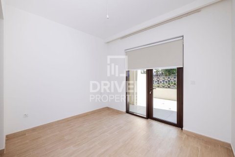 2 bedrooms Apartment in Creek Beach, UAE No. 138390 8