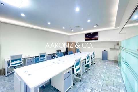 82مربع، مكتب في الخليج التجاري, الإمارات العربية المتحدة رقم 151088 13