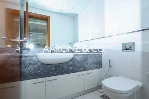 2 bedrooms Apartment in Business Bay, UAE No. 151089 6