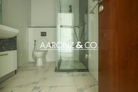 2 bedrooms Apartment in Business Bay, UAE No. 151089 5