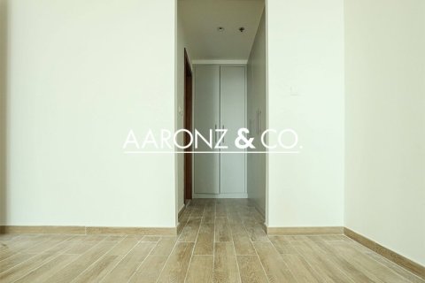 2 bedrooms Apartment in Business Bay, UAE No. 151089 13