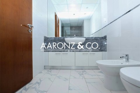 2 bedrooms Apartment in Business Bay, UAE No. 151089 9