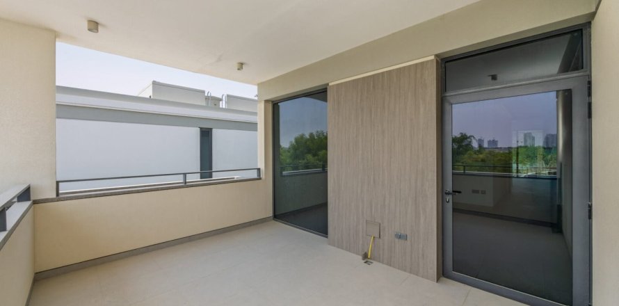 Villa de 4 dormitorios en Tilal Al Ghaf, UAE No. 187252
