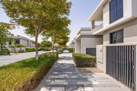 Villa de 4 dormitorios en Tilal Al Ghaf, UAE No. 187252 15