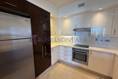 3 bedrooms Apartment in Doha, Qatar No. 57695 7