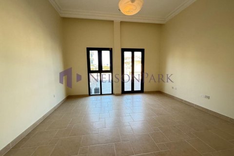 3 bedrooms Apartment in Doha, Qatar No. 57695 12