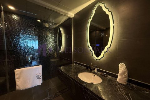 1 bedroom Apartment in Doha, Qatar No. 57697 12