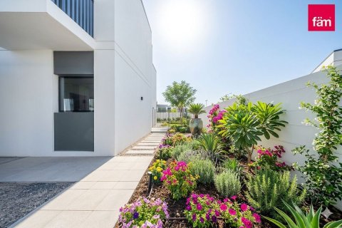4 bedrooms Villa in Dubai, UAE No. 164863 9