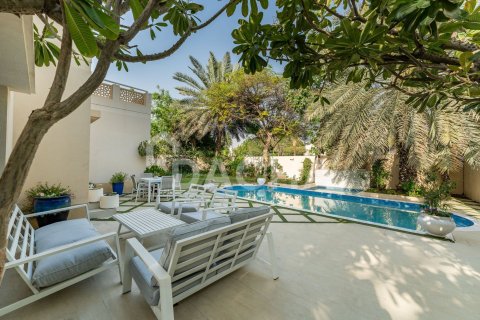 Вилла с 5 спальнями в Meadows, ОАЭ №155547 26