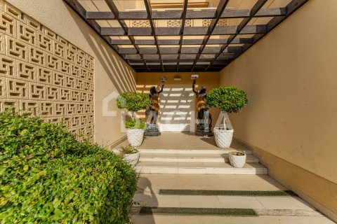 Вилла с 5 спальнями в Meadows, ОАЭ №155547 20