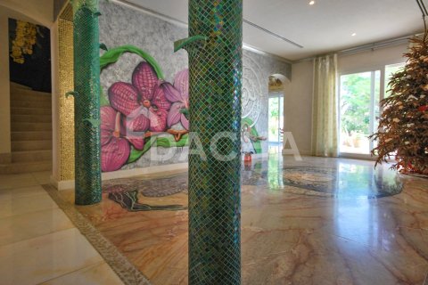 Вилла с 5 спальнями в Meadows, ОАЭ №155547 21