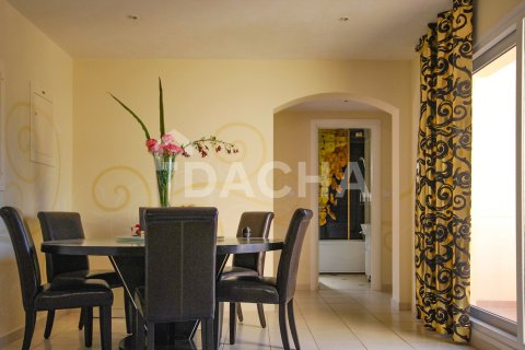 Вилла с 5 спальнями в Meadows, ОАЭ №155547 6