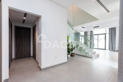 Вилла с 5 спальнями в Al Furjan, ОАЭ №155546 9