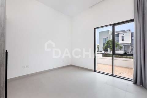 Вилла с 5 спальнями в Al Furjan, ОАЭ №155546 18