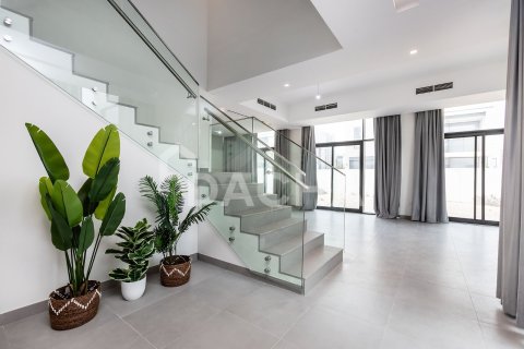 Вилла с 5 спальнями в Al Furjan, ОАЭ №155546 6