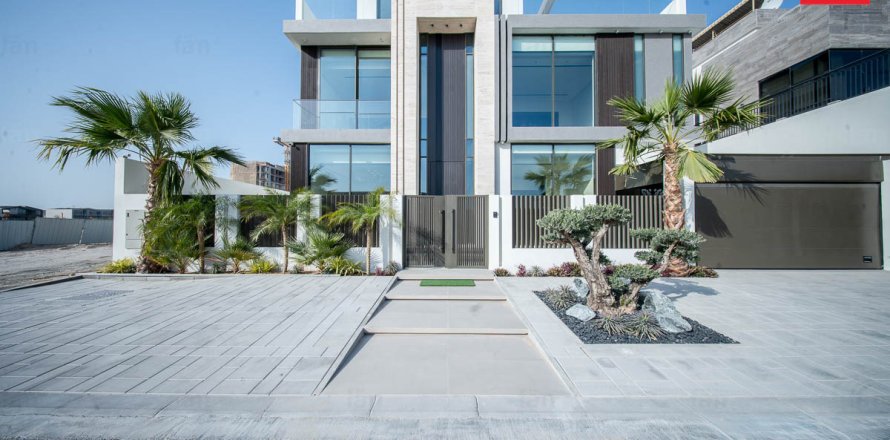 Villa de 5 chambres à Dubai, UAE No. 140257