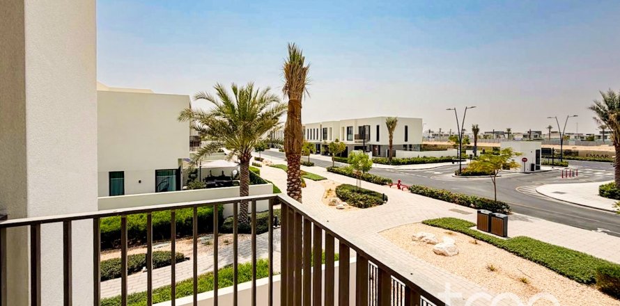 Villa de 4 dormitorios en The Valley, UAE No. 199100