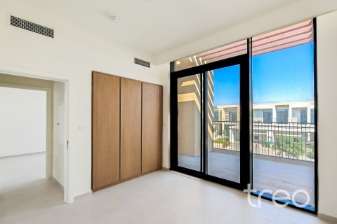 Villa de 4 chambres à EMAAR South, UAE No. 199105 4
