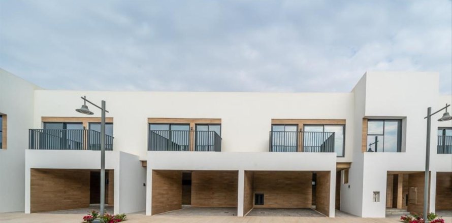 Townhouse de 3 dormitorios  No. 112542