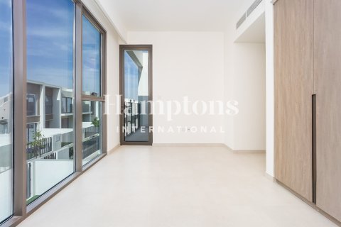 3 غرف نوم فيلا  رقم 125588 12