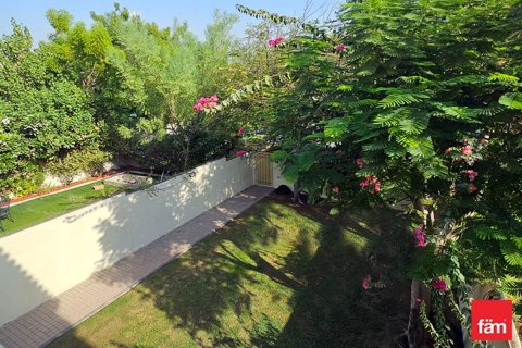 Villa de 3 chambres à Dubai, UAE No. 144421 22