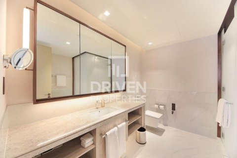 1 bedroom Apartment in Address Harbour Point, UAE No. 192723 11