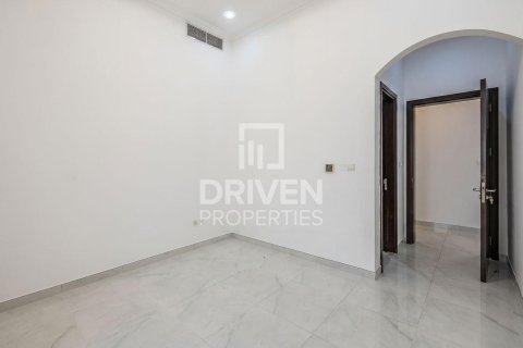 6 bedrooms Villa in Nadd Al Sheba, UAE No. 192729 13