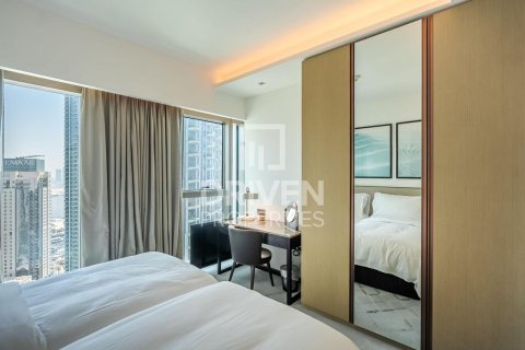 2 bedrooms Apartment in Address Harbour Point, UAE No. 192726 11