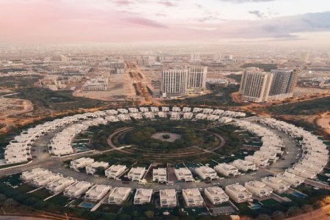 Studio Apartment in Jumeirah Village Circle, UAE No. 171183 3