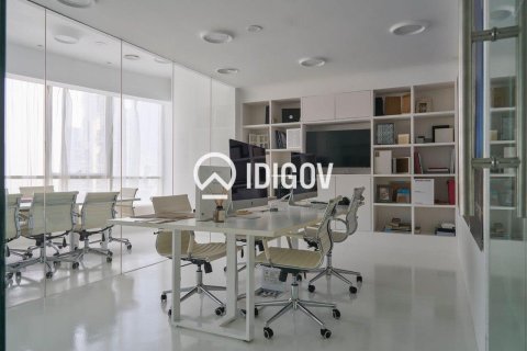 198.72m² Office in Jumeirah Lake Towers, UAE No. 184948 18