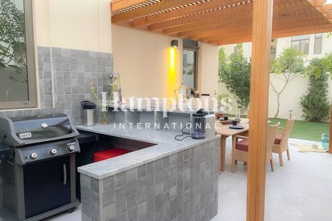 3 bedrooms Townhouse in Al Reem, UAE No. 164426 8