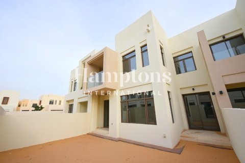 3 bedrooms Townhouse in Al Reem, UAE No. 164426 7
