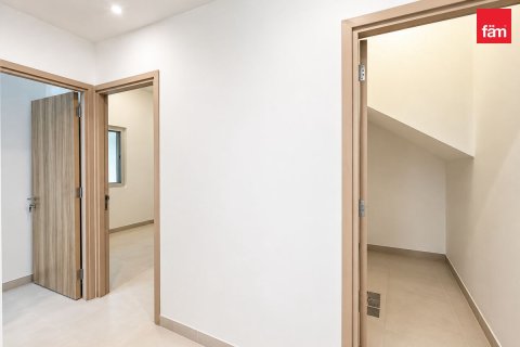 4 bedrooms Villa in Dubai, UAE No. 186441 7