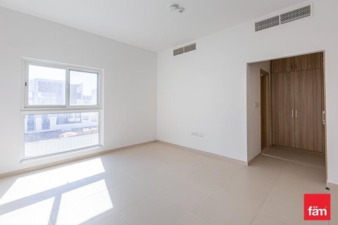 4 bedrooms Villa in Dubai, UAE No. 186441 5