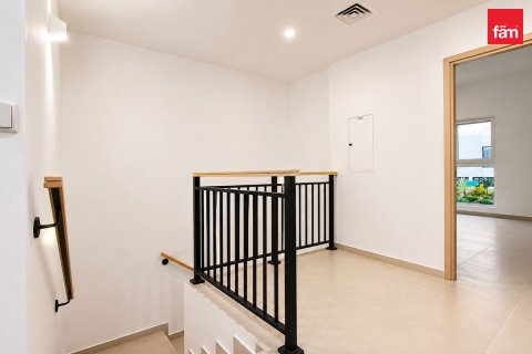 4 bedrooms Villa in Dubai, UAE No. 186441 8