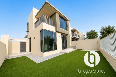 Villa de 4 dormitorios en Dubai Hills Estate, UAE No. 210663 4