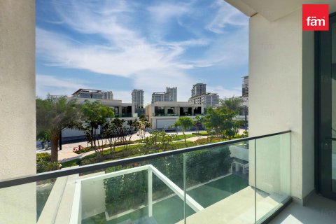 4 bedrooms Villa in Dubai, UAE No. 131438 27