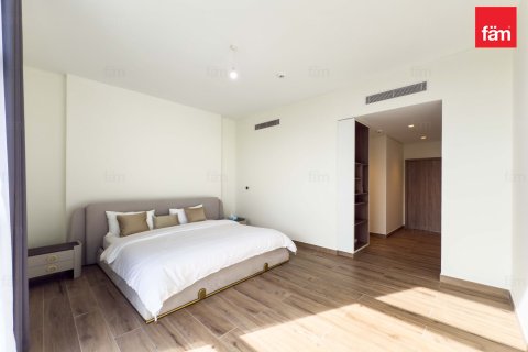 4 bedrooms Villa in Dubai, UAE No. 131438 9