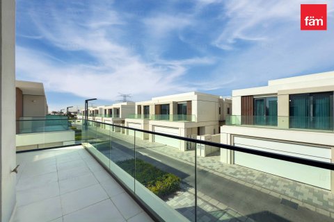 4 bedrooms Villa in Dubai, UAE No. 131438 26