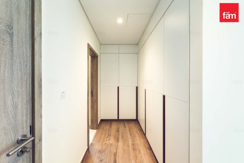 4 bedrooms Villa in Dubai, UAE No. 131438 21