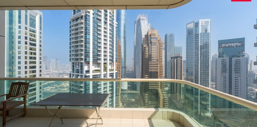 Apartment de 2 dormitorios en Dubai Marina, UAE No. 131439