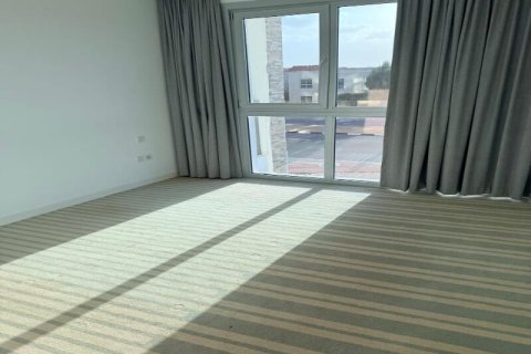 Apartment de 2 dormitorios en District 11, UAE No. 156223 5