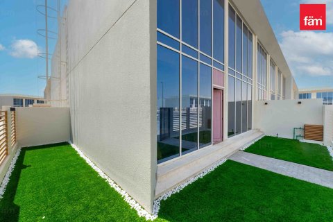 3 bedrooms Townhouse in Dubai, UAE No. 100582 24