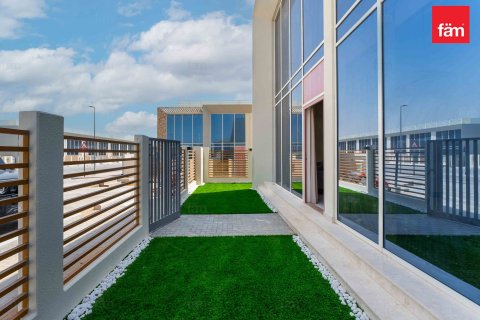 3 bedrooms Townhouse in Dubai, UAE No. 100582 20